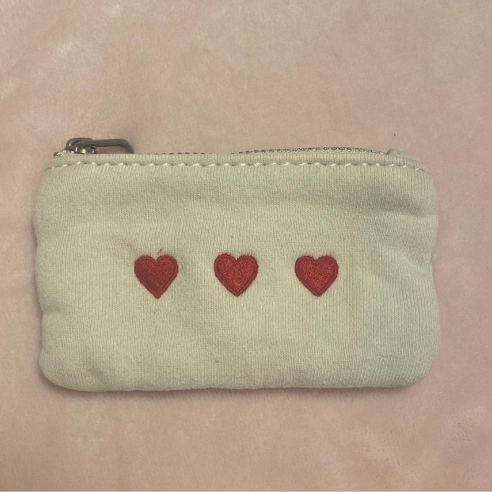 Brandy Melville heart wallet (coin purse)